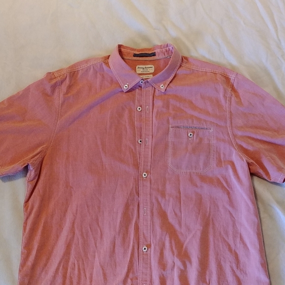 EUC Tommy Bahama Jeans Mens Shirt - Picture 2 of 4